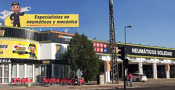 El nuevo megataller de Neumáticos Soledad en Valladolid