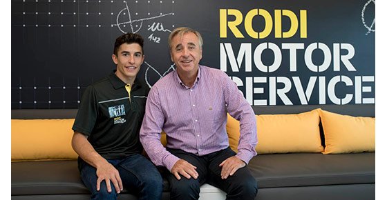 Marc Márquez y Jaume Esteve en las nuevas oficinas de Rodi Motor Services