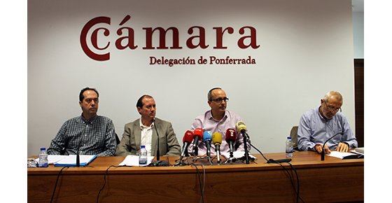 De izda. a dcha., Jorge Cara, Jorge Juan Blanes, Jaime Santaolalla y Arsenio Terrón (Foto: Teresa Lozano - Infobierzo)
